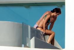 th_280785451_Lena_Meyer_Landrut_Sexy_Top