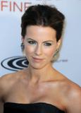 th_39842_Kate_Beckinsale_Everybody30s_Fine_prem_NYC_031209_013_122_380lo.jpg