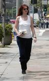 th_20852_Debra_Messing_out_and_about_in_Los_Angeles_01.jpg