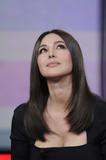 th_69013_celebrity_paradise.com_TheElder_MonicaBellucci2010_10_26_ChiambrettiNightTVShowinMilan17_122_600lo.jpg