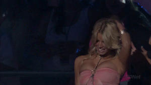 http://img147.imagevenue.com/loc72/th_603467582_JessicaSimpson_RealityTourLiveHD1080p_123_72lo.jpg