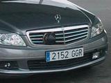 th_64975_Radar_Mercedes_122_739lo.jpg